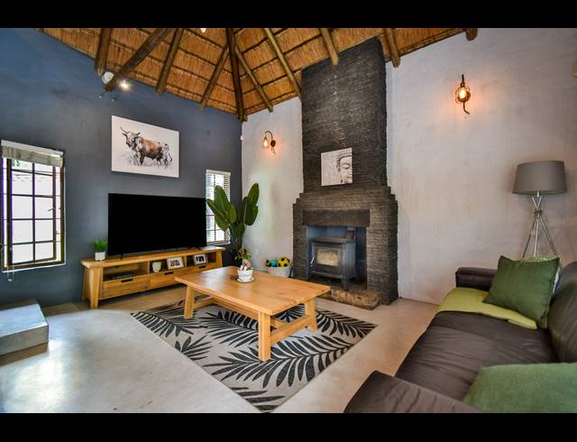 3 BEDROOM DUET RENTED IN FAERIE GLEN